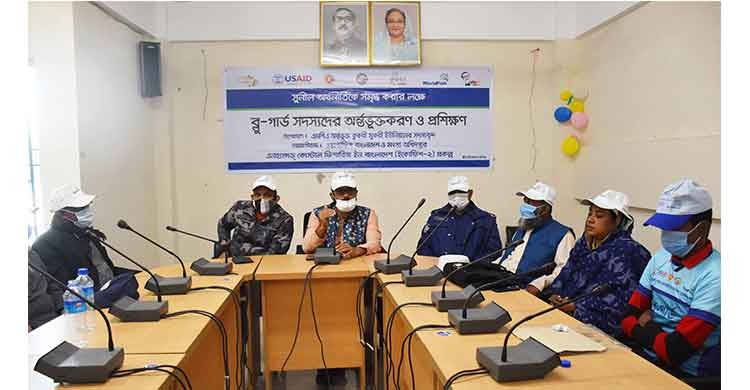 চর কুকরি-মুকরির নারিকেলবাড়িয়া সাগর সৈকত পরিচ্ছন্নে বিশেষ বাহিনী চর কুকরি-মুকরির নারিকেলবাড়িয়া সাগর সৈকত পরিচ্ছন্নে বিশেষ বাহিনী
