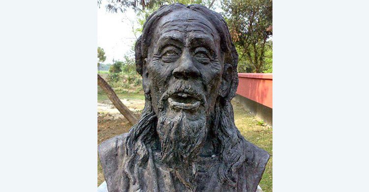 শিলাইদহ কুঠিবাড়ি চত্বরে গগণ হরকরার আবক্ষ মূর্তি। যা বর্তমানে বিলীন