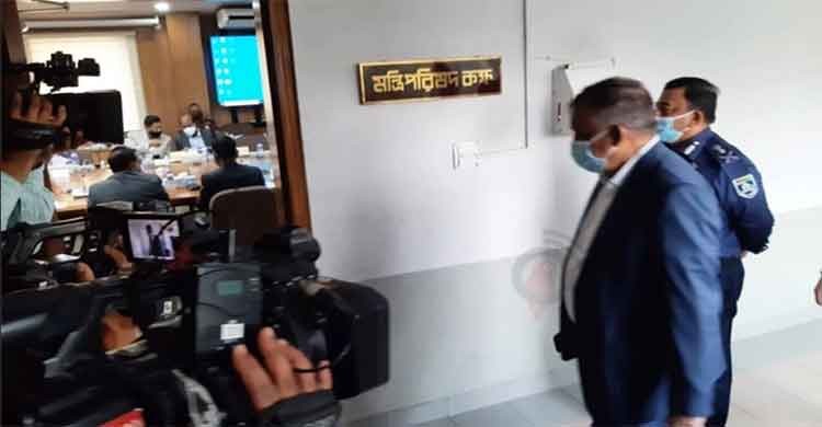 বাজার পরিস্থিতি নিয়ে জরুরি বৈঠকে ৫ মন্ত্রী বাজার পরিস্থিতি নিয়ে জরুরি বৈঠকে ৫ মন্ত্রী