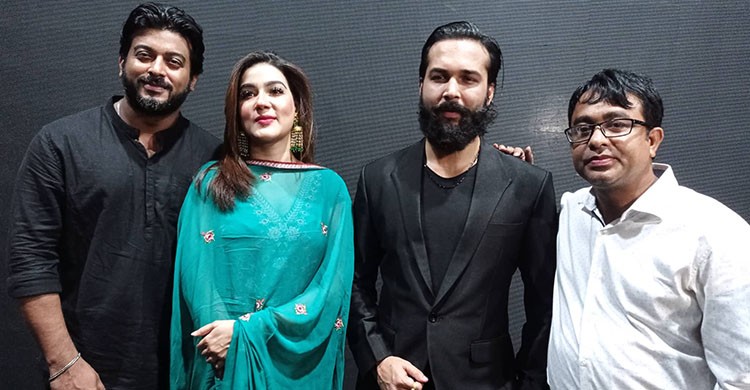 নিটোল প্রেমের গল্প ‘যাও পাখি বলো তারে’ নিটোল প্রেমের গল্প ‘যাও পাখি বলো তারে’