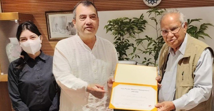 এপেড অ্যাওয়ার্ড পেলেন সাবের হোসেন চৌধুরী