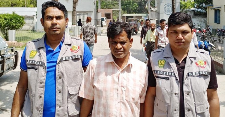 স্বাস্থ্যমন্ত্রীকে তদবিরের মেসেজ, ভুয়া রাষ্ট্রপতি গ্রেপ্তার