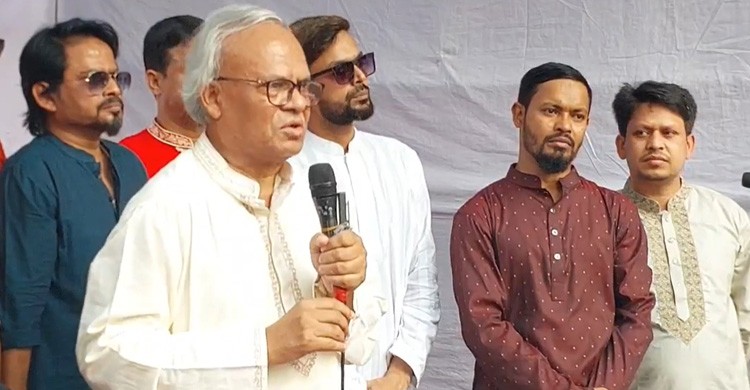 চালের দাম কমানোর কথা বলে আরও বাড়িয়েছে সরকার: রিজভী চালের দাম কমানোর কথা বলে আরও বাড়িয়েছে সরকার: রিজভী