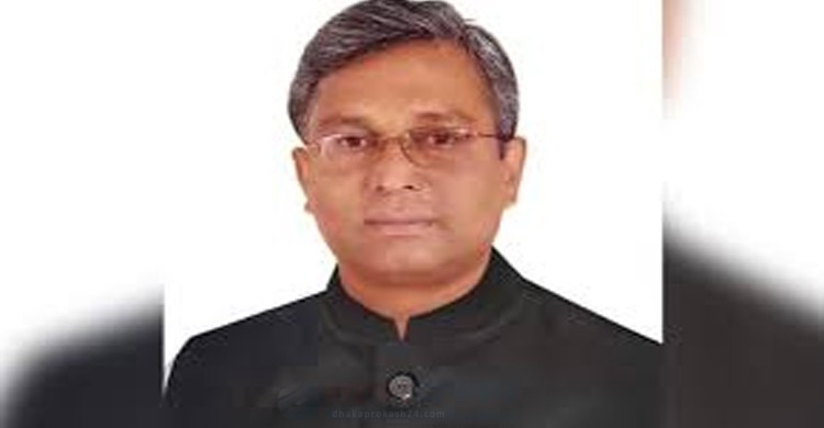 মারধরের পর সাবেক এমপি শাহে আলমকে থানায় দিলো উত্তেজিত জনতা মারধরের পর সাবেক এমপি শাহে আলমকে থানায় দিলো উত্তেজিত জনতা