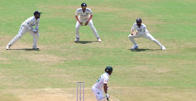 ১৪৯ রানেই অলআউট বাংলাদেশ, ফলো-অন করায়নি ভারত ১৪৯ রানেই অলআউট বাংলাদেশ, ফলো-অন করায়নি ভারত