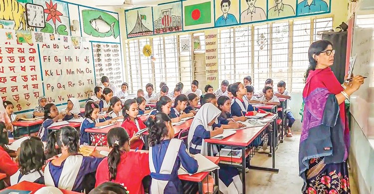 প্রাথমিকের প্রধান শিক্ষকরা পাচ্ছেন দশম গ্রেড, সহকারী শিক্ষক ১২তম