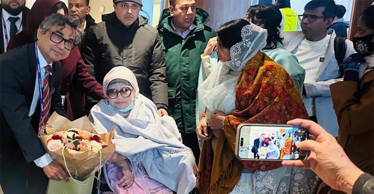 খালেদা জিয়ার স্বাস্থ্য স্থিতিশীল, চিকিৎসায় নতুন পরিবর্তন খালেদা জিয়ার স্বাস্থ্য স্থিতিশীল, চিকিৎসায় নতুন পরিবর্তন