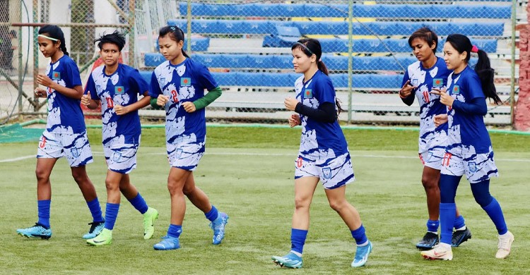 বিদ্রোহী ১৮ নারী ফুটবলার অবশেষে ফিরছেন ক্যাম্পে বিদ্রোহী ১৮ নারী ফুটবলার অবশেষে ফিরছেন ক্যাম্পে