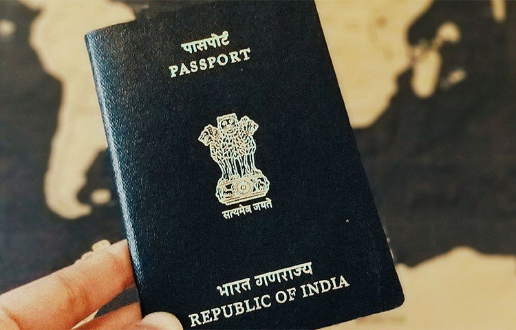 ২০২১-এ দেড় লাখেরও বেশি ভারতীয় ছেড়েছেন নাগরিকত্ব