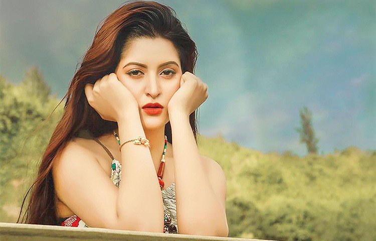 পরীমনি