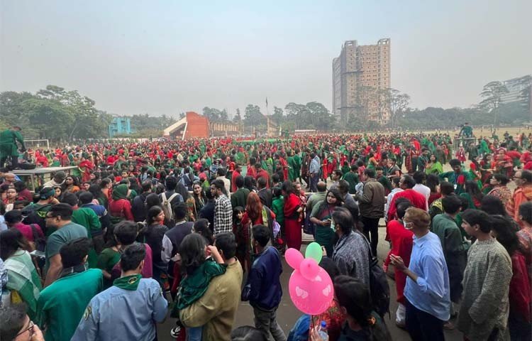 সারাদেশে বিজয় দিবস উদযাপিত