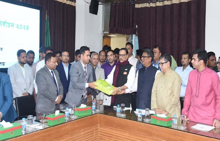 সংরক্ষিত ৪৮ আসনে মনোনয়নপত্র জমা আ.লীগের