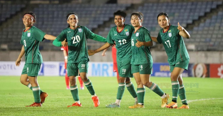 র্যাঙ্কিংয়ে এগিয়ে থাকা বাহরাইনকে ৭-০ গোলে বিধ্বস্ত করলো বাংলাদেশ নারী দল র্যাঙ্কিংয়ে এগিয়ে থাকা বাহরাইনকে ৭-০ গোলে বিধ্বস্ত করলো বাংলাদেশ নারী দল