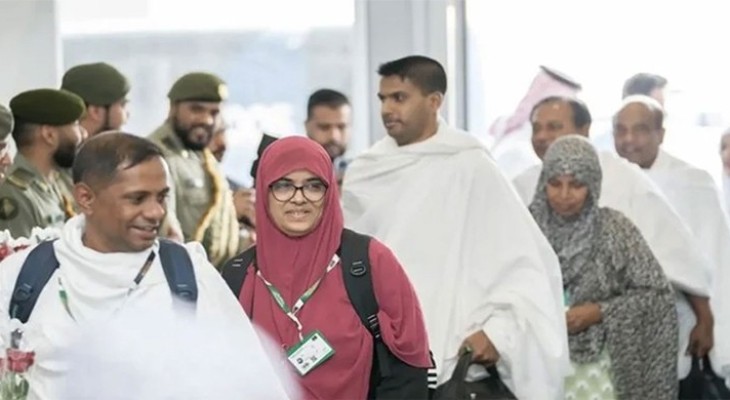 হজপালন শেষে দেশে ফিরেছেন ২০ হাজার ৫০০ হাজি