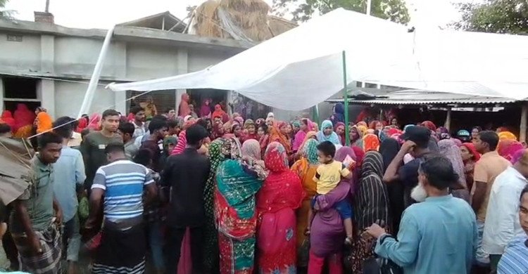 চুয়াডাঙ্গায় বিদ্যুৎস্পৃষ্ট বড় ভাইকে বাঁচাতে গিয়ে দুই ভাইয়েরই মৃত্যু