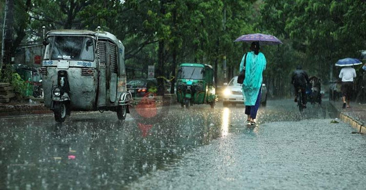 ভ্যাপসা গরমে অস্বস্তি, বৃষ্টি বাড়ার সম্ভাবনা