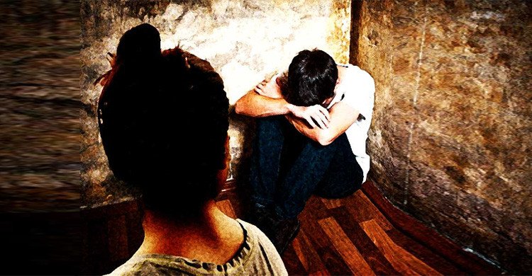 ১৬ বছরের ছাত্রকে ঔষধ খাইয়ে যৌন নির্যাতন, শিক্ষিকা গ্রেপ্তার