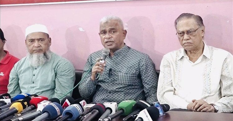 ভাত না জোটার দেশে হাঁসের মাংসবিলাস শোভনীয় নয়: আলাল