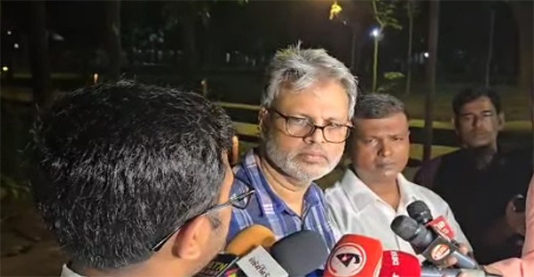 ডাকসুর ভিপি প্রার্থীর বিরুদ্ধে রুমমেটকে ছুরিকাঘাতের অভিযোগ: যা বললেন প্রক্টর