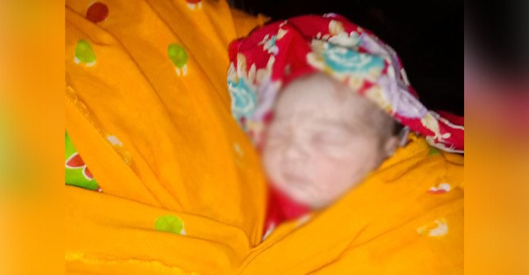স্বামীকে ওষুধ আনতে পাঠিয়ে হাসপাতালে নবজাতককে ফেলে পালালেন মা