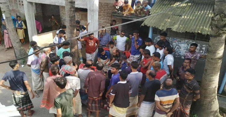 রাজশাহীতে ঋণের জালে দিশেহারা কৃষক, ফাঁস নিলেন পানের বরজে