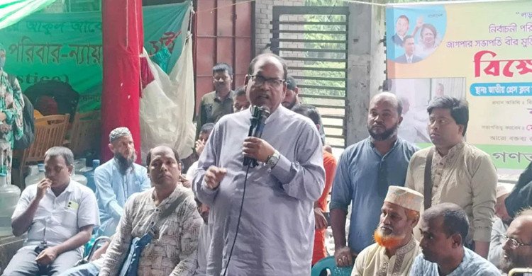 বিএনপি ক্ষমতায় এলে পাচার হওয়া অর্থ ফিরিয়ে আনা সম্ভব হবে: দুদু