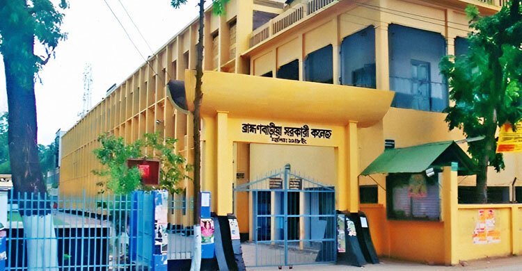কোনো শিক্ষার্থী পায়নি সাত কলেজ, বাকি ৭১টিতেও তীব্র সংকট