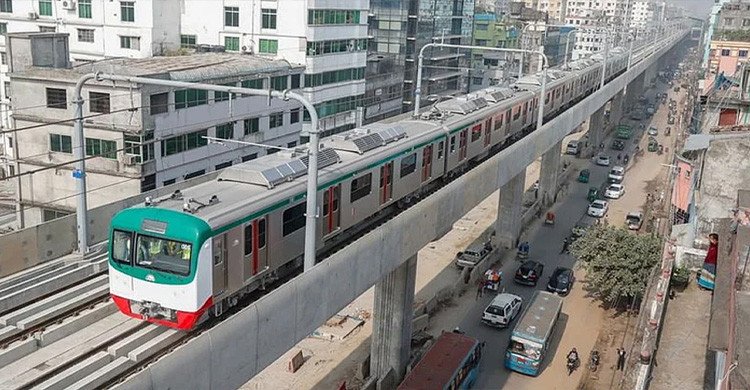 উত্তরা-মতিঝিল রুটে মেট্রোরেল চলাচল শুরু