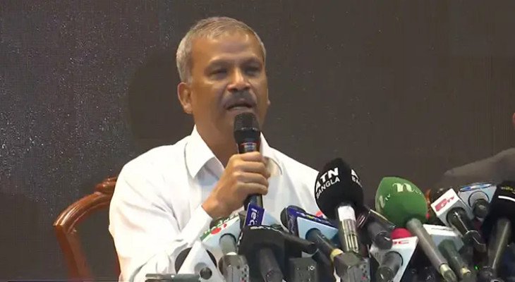 দায়িত্ব শেষ করে যত তাড়াতাড়ি যেতে পারি বাঁচব : আসিফ নজরুল