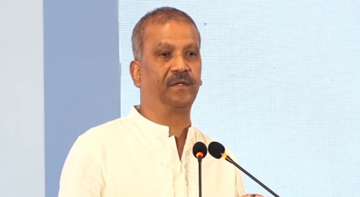 উপদেষ্টা হিসেবে আমাদের সেফ এক্সিটের দরকার নেই: আসিফ নজরুল