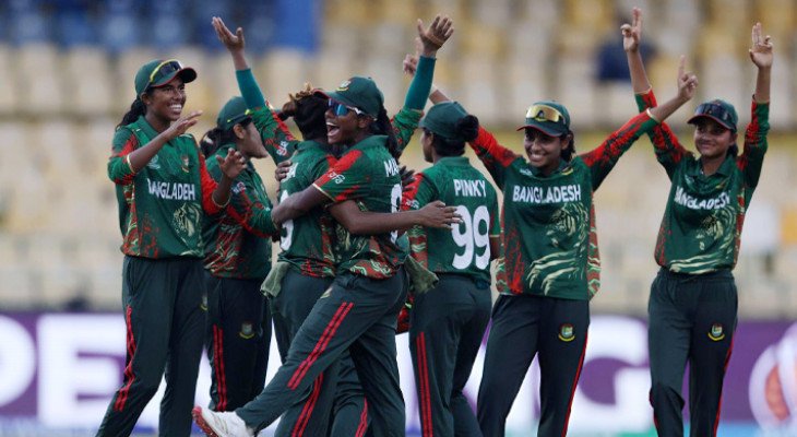 পাকিস্তানকে হারিয়ে বিশ্বকাপ অভিযান শুরু বাংলাদেশ নারী দলের