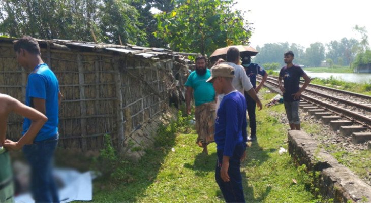 বিরামপুরে ট্রেন থেকে পড়ে অজ্ঞাত ব্যক্তির মৃত্যু