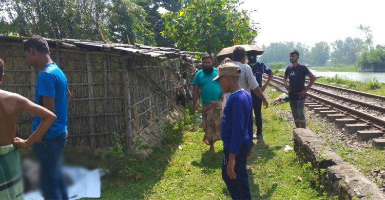 বিরামপুরে ট্রেন থেকে পড়ে অজ্ঞাত ব্যক্তির মৃত্যু