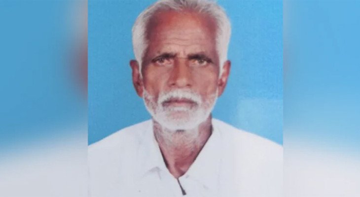 ২ বছর ধরে বেতন পাননি, সরকারি অফিসের সামনেই নিজেকে শেষ করলেন কর্মচারী