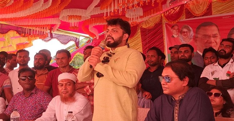 নির্বাচনকে বানচালের নানা ষড়যন্ত্র চলছে: ইশরাক হোসেন