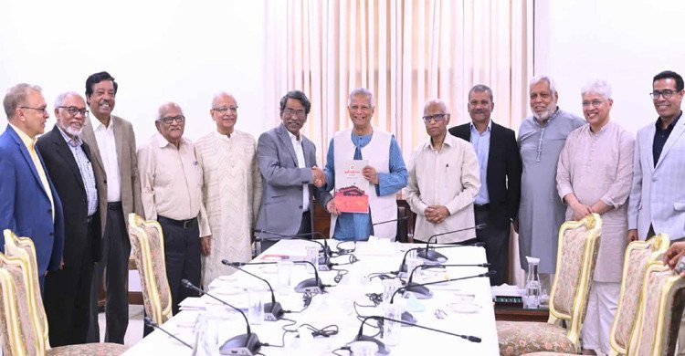 জাতীয় নির্বাচনের আগে গণভোট করার সুপারিশ ঐকমত্য কমিশনের