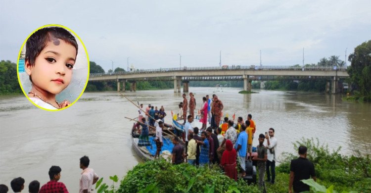প্রতিমা বিসর্জনের সময় নৌকাডুবি,  এক শিশুর মরদেহ উদ্ধার