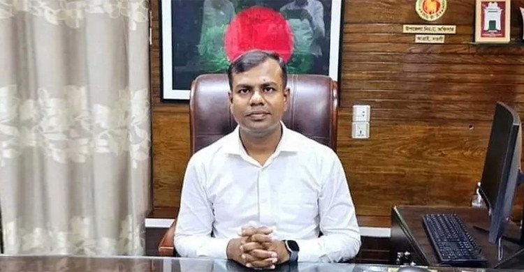 চাচাকে বাবা সাজিয়ে চাকরি নেওয়া ইউএনও কামালকে ওএসডি