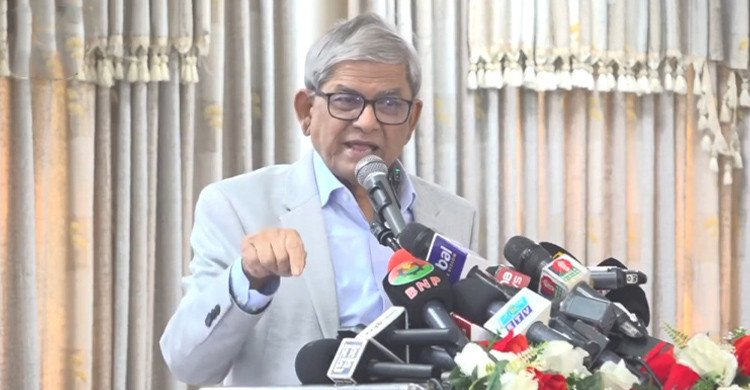 সরকার তাড়াহুড়ো করে দুটি আইন পাশ করাতে চাইছে: মির্জা ফখরুল