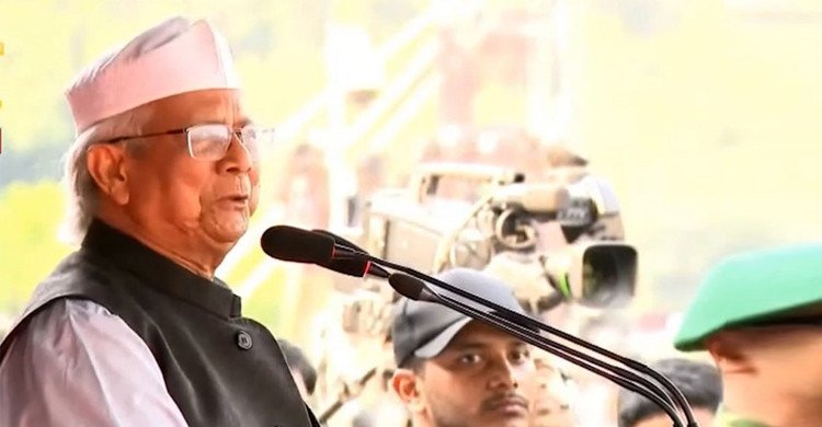 আমরা বিদায় দিতে আসিনি, হাদি সবার হৃদয়ে থাকবেন: প্রধান উপদেষ্টা