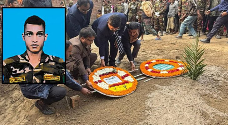 পলাশবাড়ীতে শান্তি মিশনে শহীদ সবুজ মিয়ার দাফন সম্পন্ন