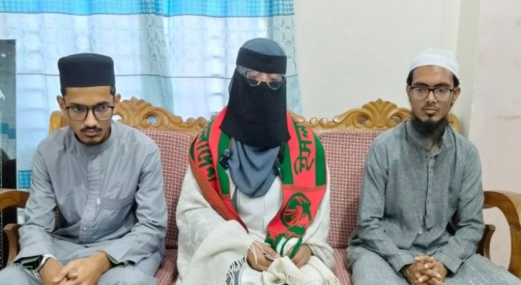 ভোলা-৪ আসনে হাত পাখার নারী কর্মীদের ওপর জামায়াতের হামলা