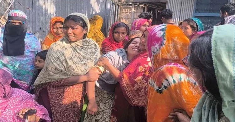দাদিকে হত্যার পর নাতনিকে ‍‍ধর্ষণ‍‍, ২ জনের মরদেহ উদ্ধার