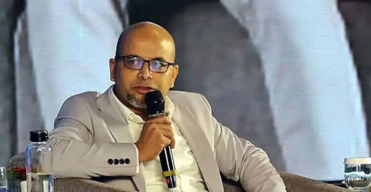 নীরবে দেশ ছাড়ার কারণ জানালেন ফয়েজ আহমদ তৈয়্যব