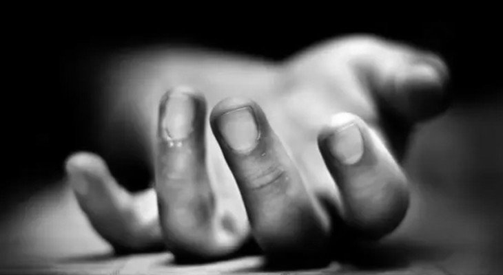 নবাবগঞ্জে গৃহবধূর আত্মহত্যা
