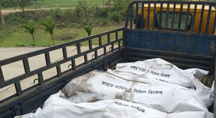 হবিগঞ্জে পিকআপ ভ্যান খাদে পড়ে নিহত ৪