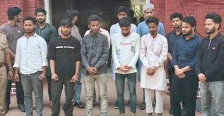 ভারতে ইফতারিতে চিকেন বিরিয়ানি খাওয়ায় ১৪ জন মুসলিম গ্রেফতার