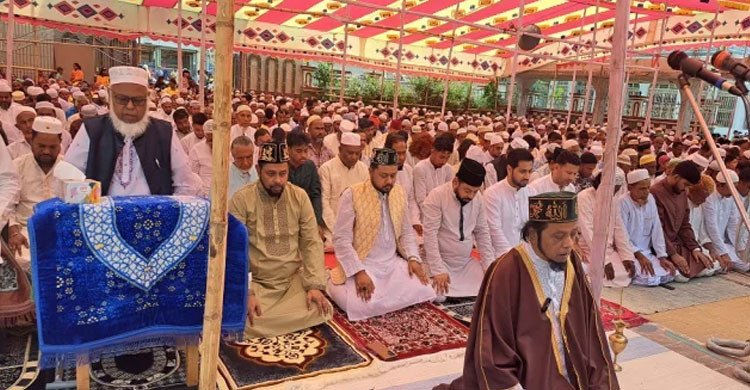 সৌদির সাথে মিল রেখে শরীয়তপুরের ৩০টি গ্রামে ঈদ উদযাপন