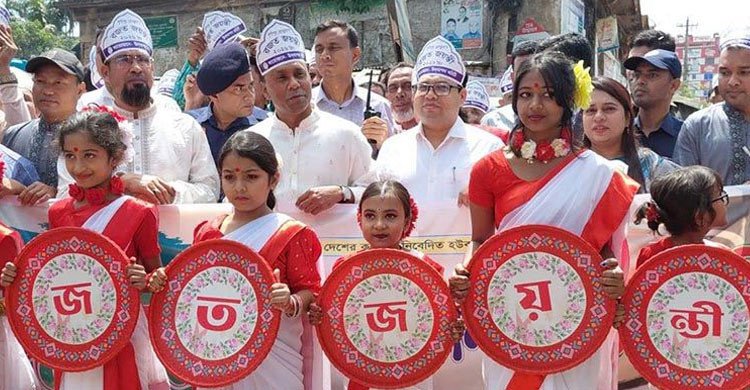 উন্নয়নমূলক কাজে সাংবাদিকদের সাথে থাকার আহ্বান ডেপুটি স্পিকারের