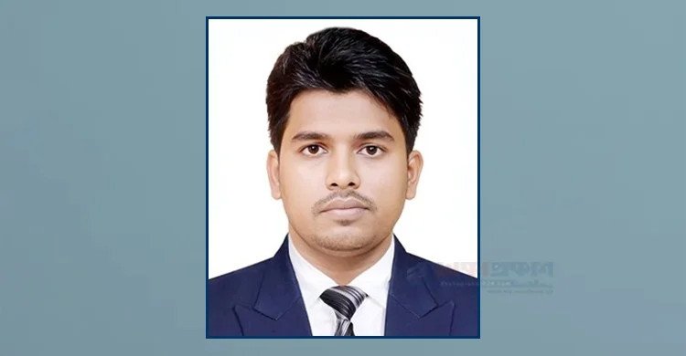 আদালতের নির্দেশে মোয়াজ্জেম হোসেনের দেশত্যাগে নিষেধাজ্ঞা